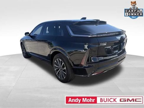 Used 2025 Cadillac Lyriq Sport AWD/4WD image 9