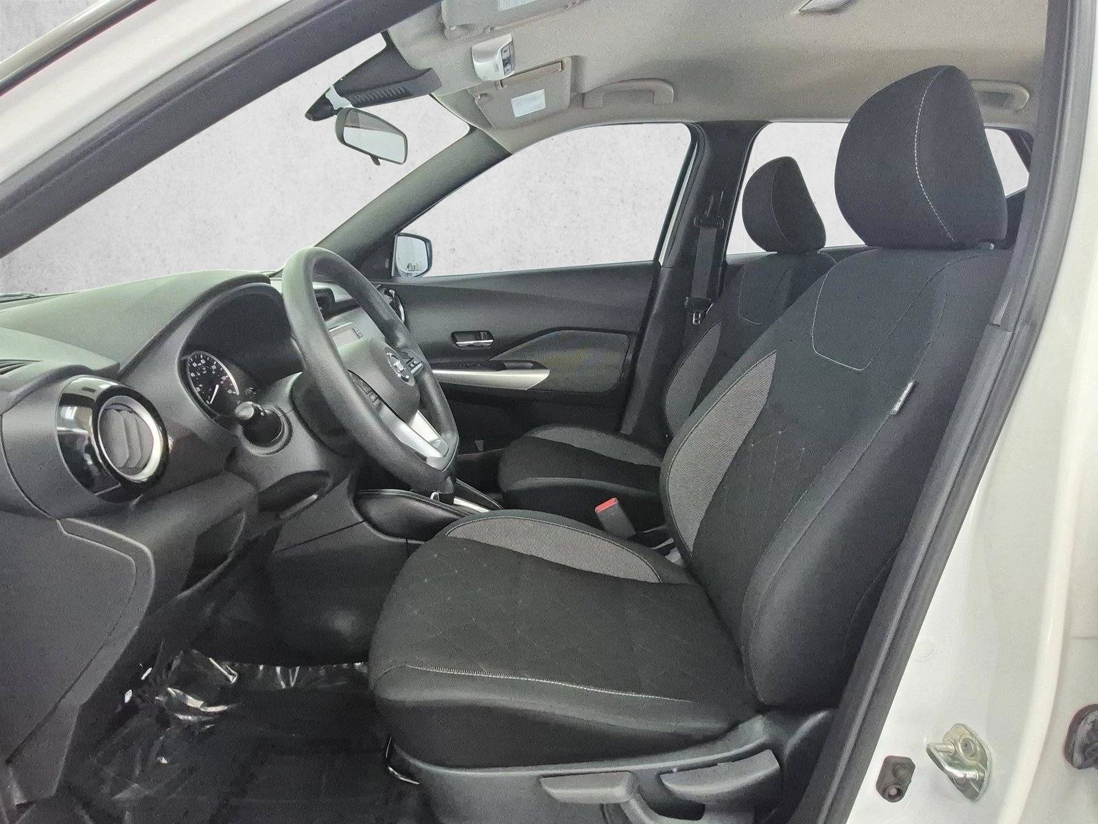 Used 2020 Nissan Kicks SV w/ Exterior Package FWD image 16