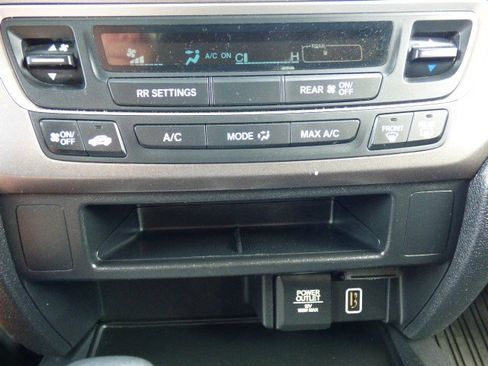 Used 2019 Honda Pilot LX image 14