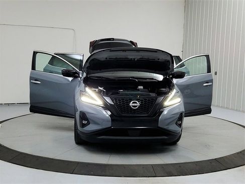 Used 2024 Nissan Murano SV w/ SV Midnight Edition Package image 10