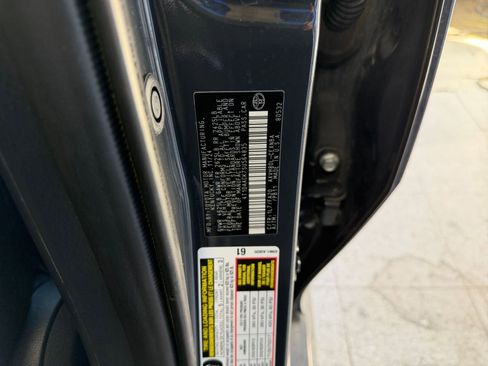 Used 2025 Toyota Camry LE image 28