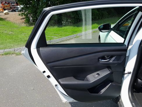 Used 2024 Honda Accord EX image 28