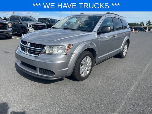 Used 2018 Dodge Journey SE w/ Popular Equipment Group FWD image 1