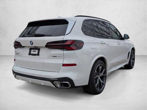 New 2026 BMW X5 xDrive50e w/ M Sport Package image 2