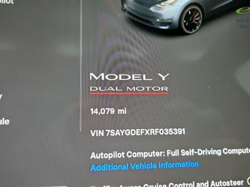 Used 2024 Tesla Model Y Performance AWD/4WD image 53