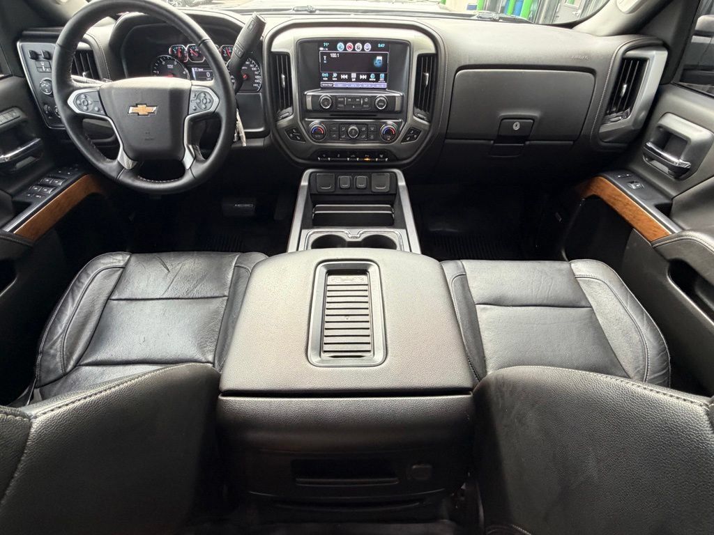 Used 2019 Chevrolet Silverado 2500 LTZ w/ Duramax Plus Package AWD/4WD image 8