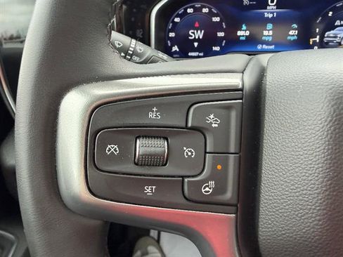 Used 2023 Chevrolet Silverado 1500 LT w/ Z71 Off-Road Package AWD/4WD image 37