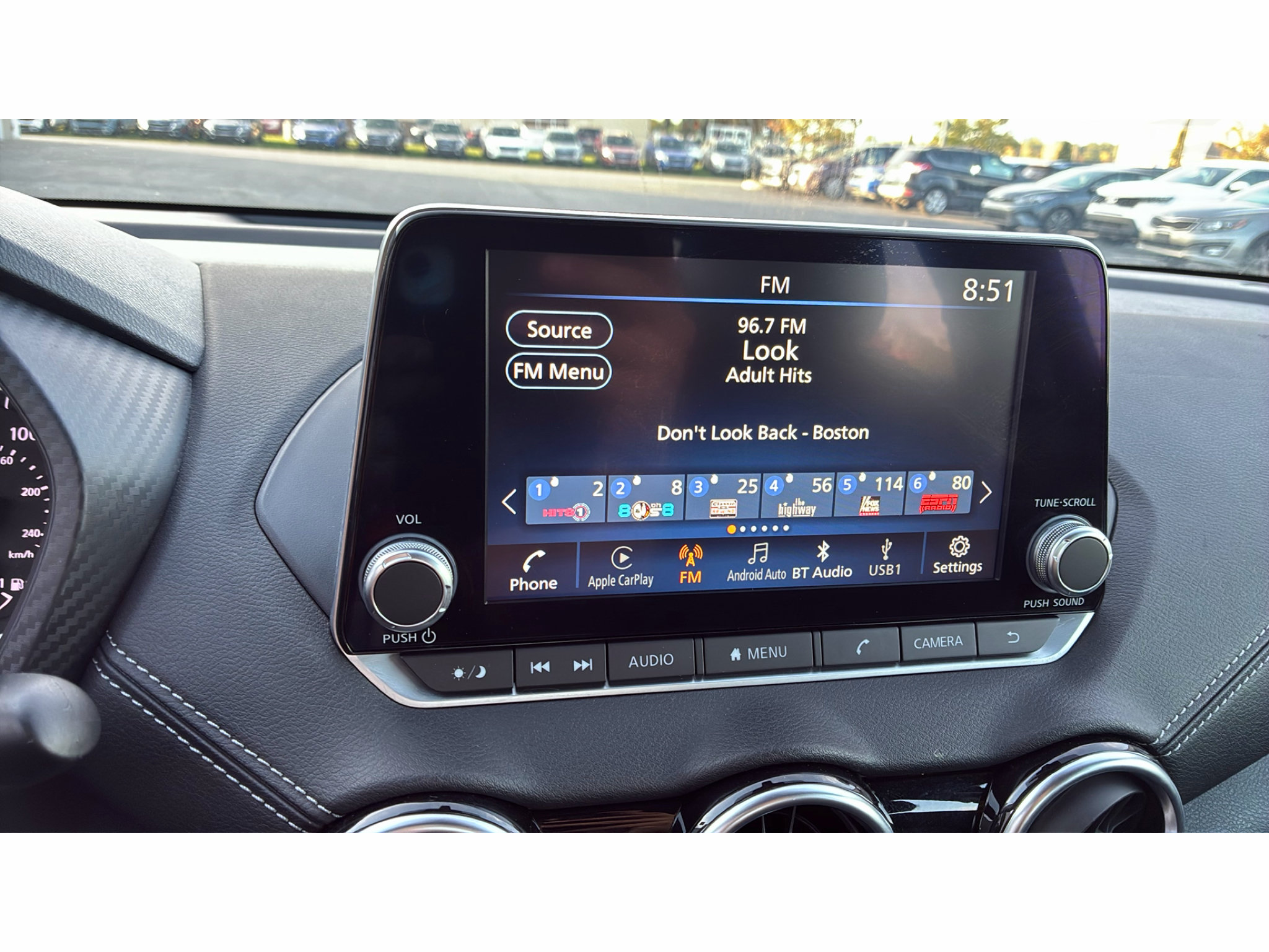 Used 2025 Nissan Sentra SV FWD image 14