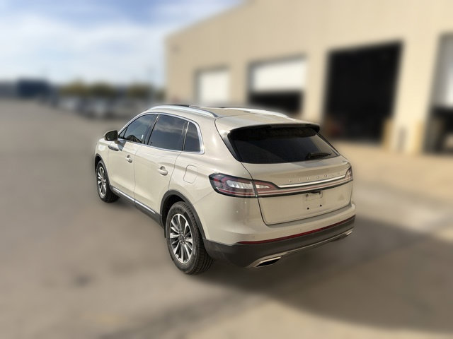 Used 2022 Lincoln Nautilus FWD w/ Premium Package image 9