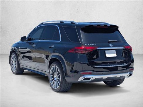 Used 2025 Mercedes-Benz GLE 450e 4MATIC image 7