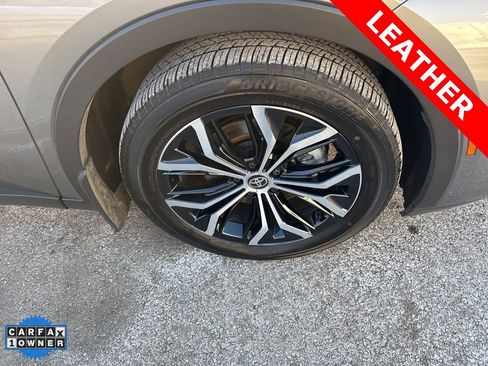 Used 2023 Toyota Crown image 33