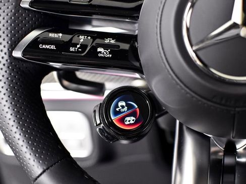 New 2026 Mercedes-Benz GLE 63 AMG S image 26