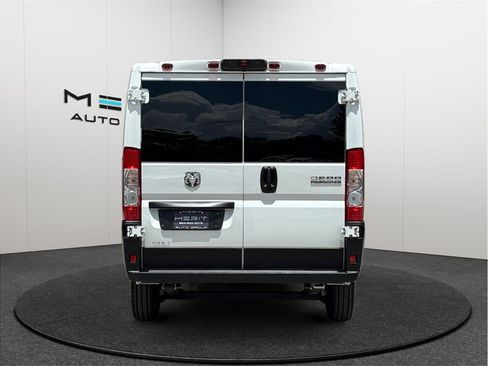 Used 2024 RAM ProMaster 2500 w/ Convenience Group FWD image 8