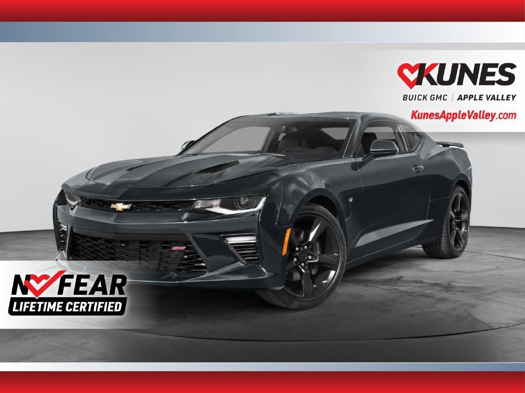 Used 2018 Chevrolet Camaro SS RWD image 1