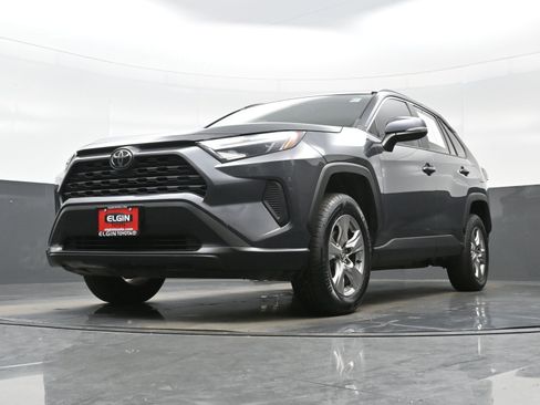 Used 2023 Toyota RAV4 XLE AWD/4WD image 27