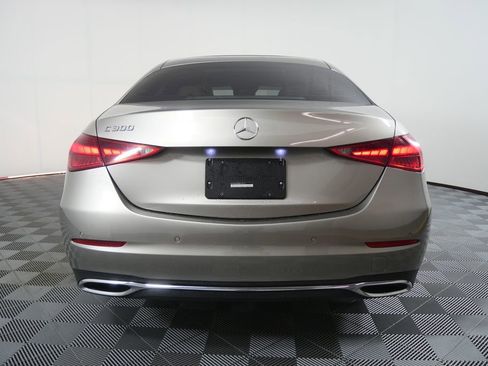 Used 2023 Mercedes-Benz C 300 Sedan image 4