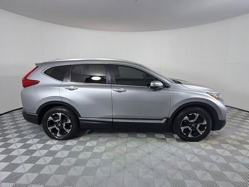Used 2017 Honda CR-V Touring image 4