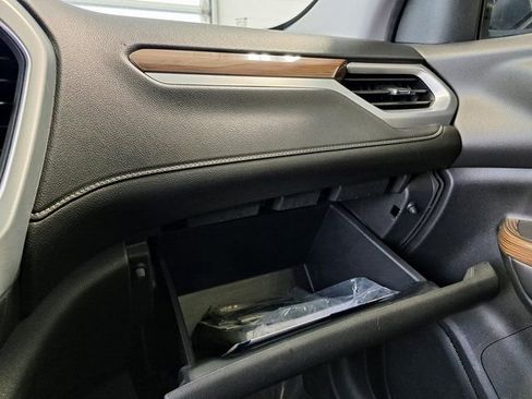 Used 2019 GMC Acadia SLE w/ Driver Alert Package I AWD/4WD image 19