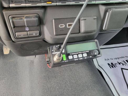 Used 2023 Chevrolet Silverado 1500 Custom Trail Boss image 14