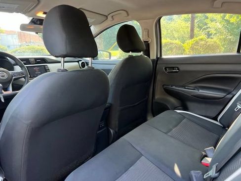 Used 2020 Nissan Versa SV FWD image 15