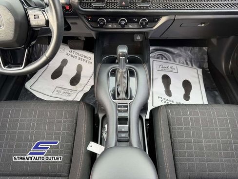 Used 2024 Honda HR-V Sport image 22