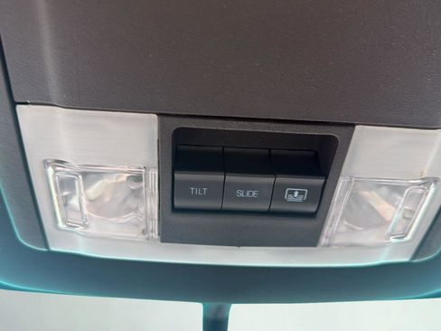 Used 2015 Ford Explorer Sport AWD/4WD image 19