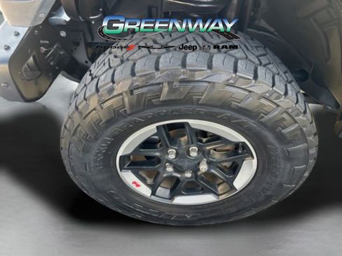 Used 2018 Jeep Wrangler Unlimited Rubicon AWD/4WD image 19