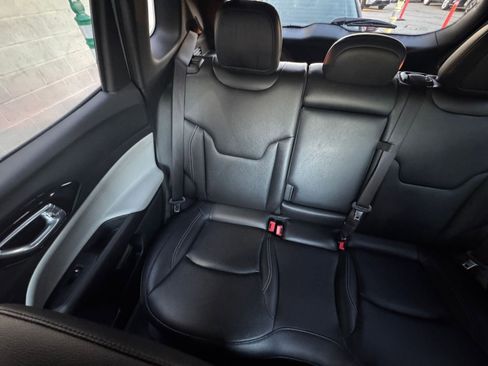 Used 2025 Jeep Compass Limited image 39