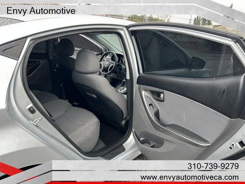 Used 2013 Hyundai Elantra GLS w/ Preferred Pkg image 15