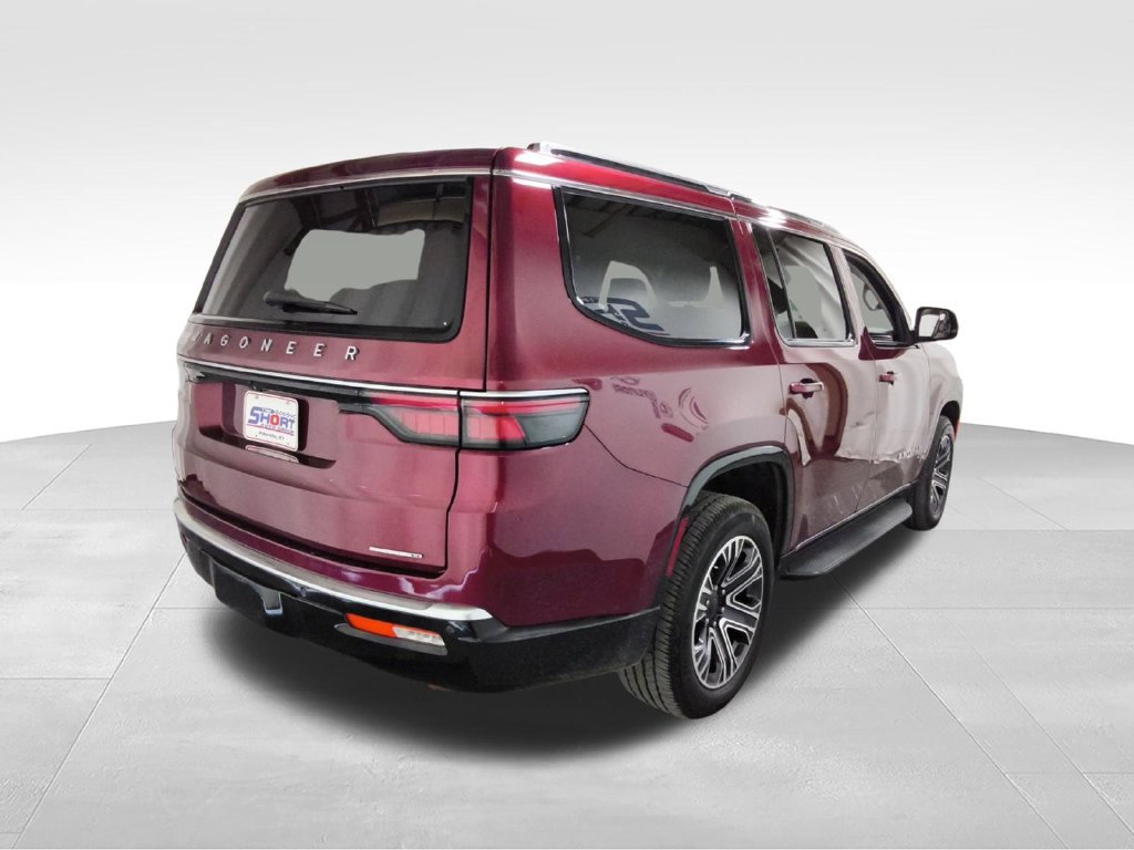 Used 2022 Jeep Wagoneer Series III w/ Flexible Seating Group AWD/4WD image 10