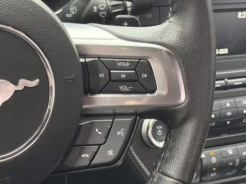 Used 2016 Ford Mustang Coupe RWD image 20