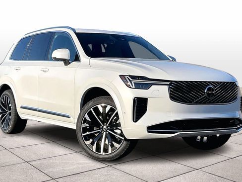 New 2026 Volvo XC90 B6 Ultra w/ Protection Package image 2