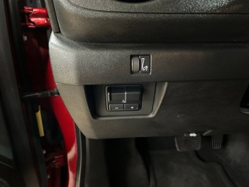 Used 2023 Chevrolet Colorado Trail Boss w/ Technology Package AWD/4WD image 14