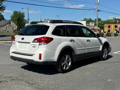 Used 2014 Subaru Outback 2.5i Limited AWD/4WD image 13