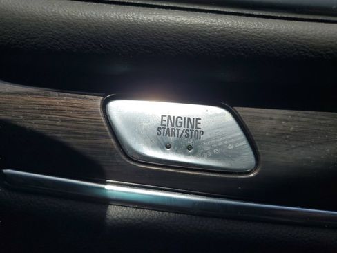 Used 2023 Buick Enclave Essence w/ Sport Touring Edition FWD image 20