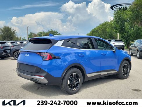 New 2026 Kia Sportage EX FWD image 6