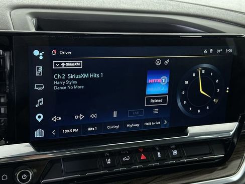 Used 2025 Chevrolet Silverado 2500 LT w/ Convenience Package image 13