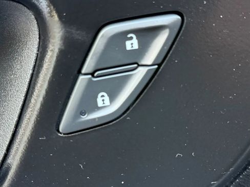 Used 2023 Chevrolet Malibu LT image 24