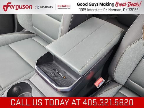 New 2027 GMC Terrain AT4 w/ Convenience Package III AWD/4WD image 34