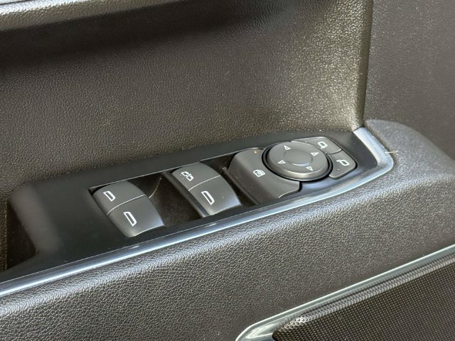 Used 2026 Chevrolet Silverado 1500 LT AWD/4WD image 11