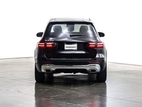 Certified 2024 Mercedes-Benz GLB 250 4MATIC image 6