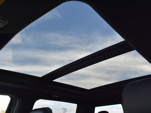 Used 2022 Ford F150 Lariat w/ Equipment Group 502A High image 42