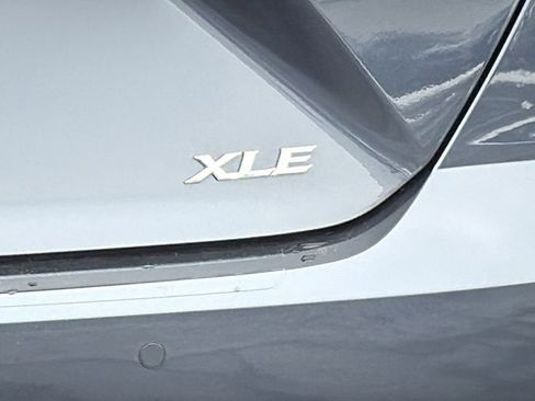 New 2026 Toyota Camry XLE image 7