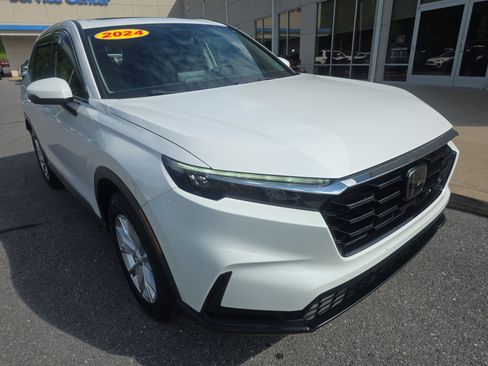 Used 2024 Honda CR-V EX image 3
