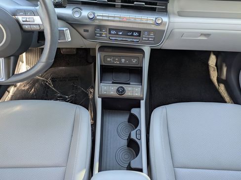 Certified 2024 Hyundai Kona Limited AWD/4WD image 18