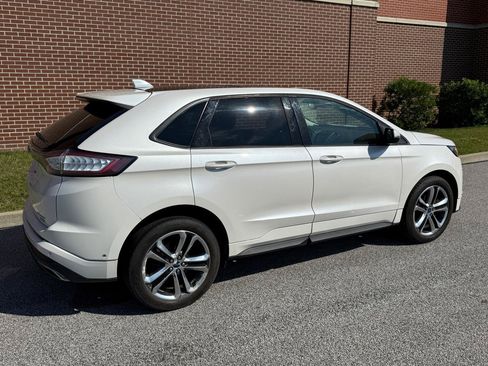 Used 2015 Ford Edge Sport w/ Equipment Group 401A AWD/4WD image 13