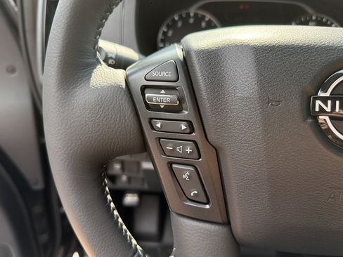 Used 2026 Nissan Frontier SV w/ SV Convenience Package AWD/4WD image 26