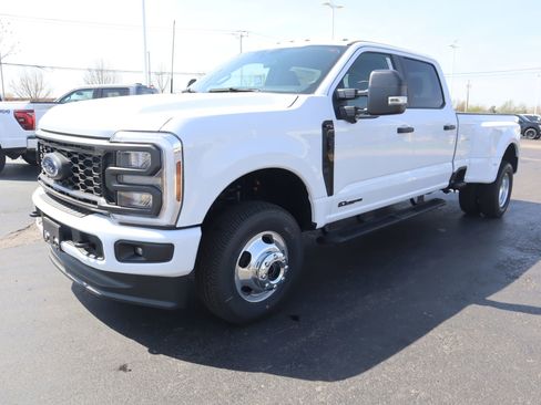 New 2026 Ford F350 XL w/ STX Appearance Package AWD/4WD image 9