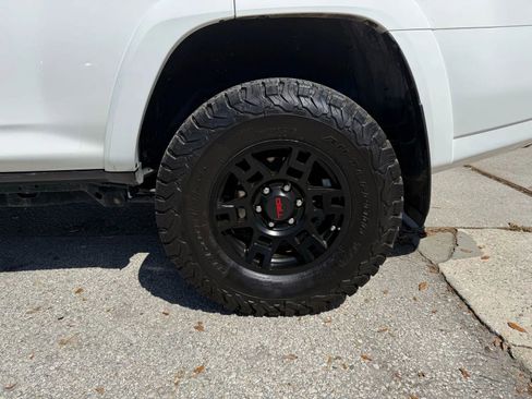 Used 2017 Toyota 4Runner TRD Pro AWD/4WD image 22