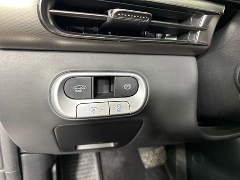 Used 2023 Genesis GV60 Advanced image 19